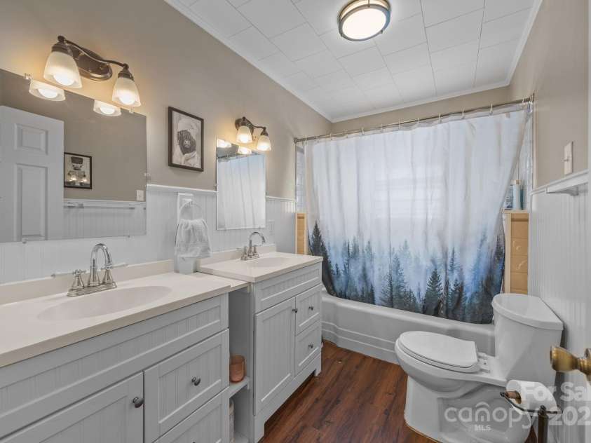 114 Valley Drive, Badin, NC 28009.  MLS# CAR4332351, YatesRealty ID 1750. 