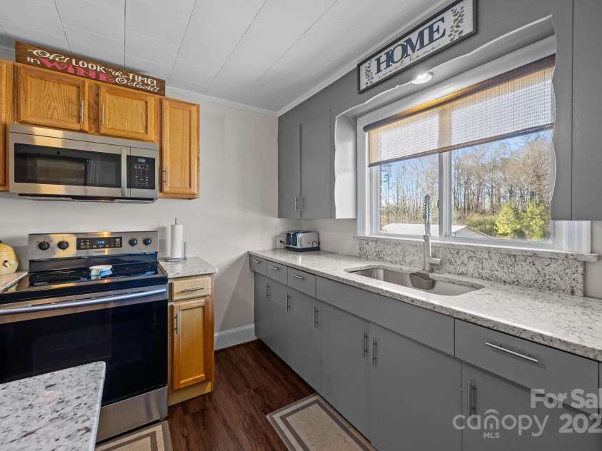 114 Valley Drive, Badin, NC 28009.  MLS# CAR4332351, YatesRealty ID 1750. 