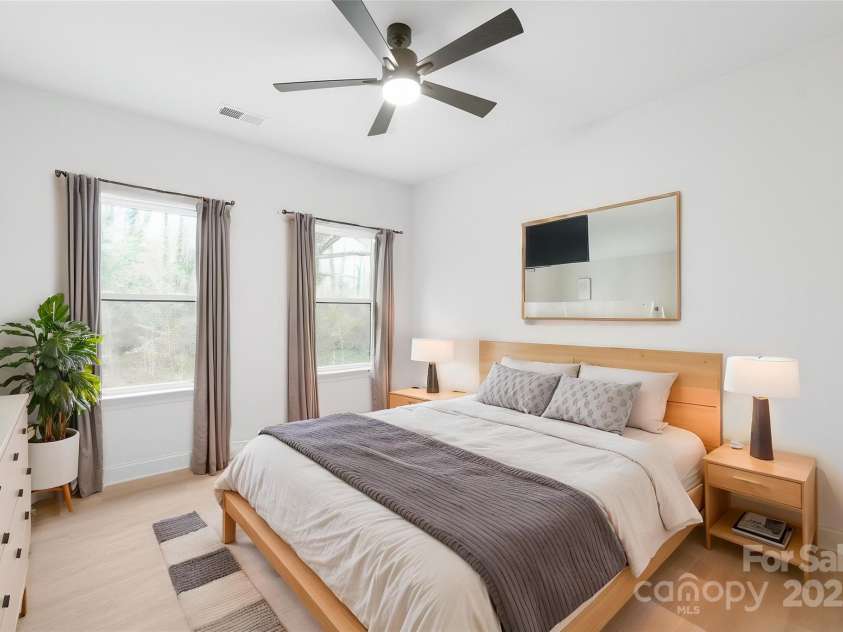 2809 New Pineola Road, Charlotte, NC 28208.  MLS# CAR4221146, YatesRealty ID 17500. Virtually Staged