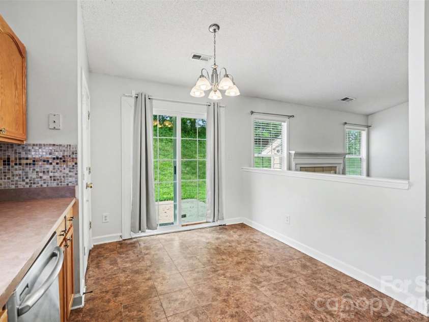 9336 Tibble Creek Way, Charlotte, NC 28227.  MLS# CAR4366845, YatesRealty ID 17500. 