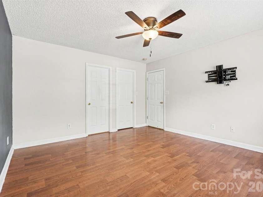 9336 Tibble Creek Way, Charlotte, NC 28227.  MLS# CAR4366845, YatesRealty ID 17500. 