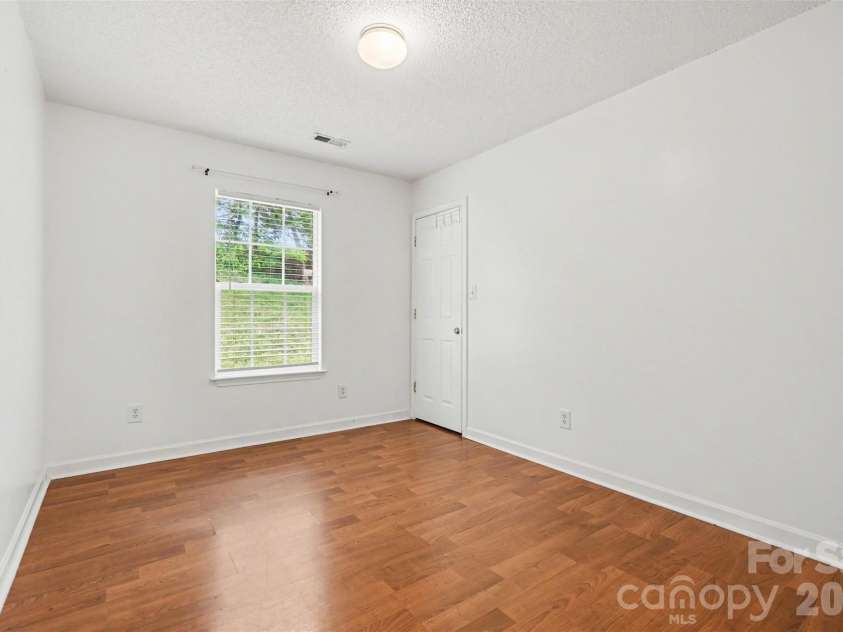 9336 Tibble Creek Way, Charlotte, NC 28227.  MLS# CAR4366845, YatesRealty ID 17500. 