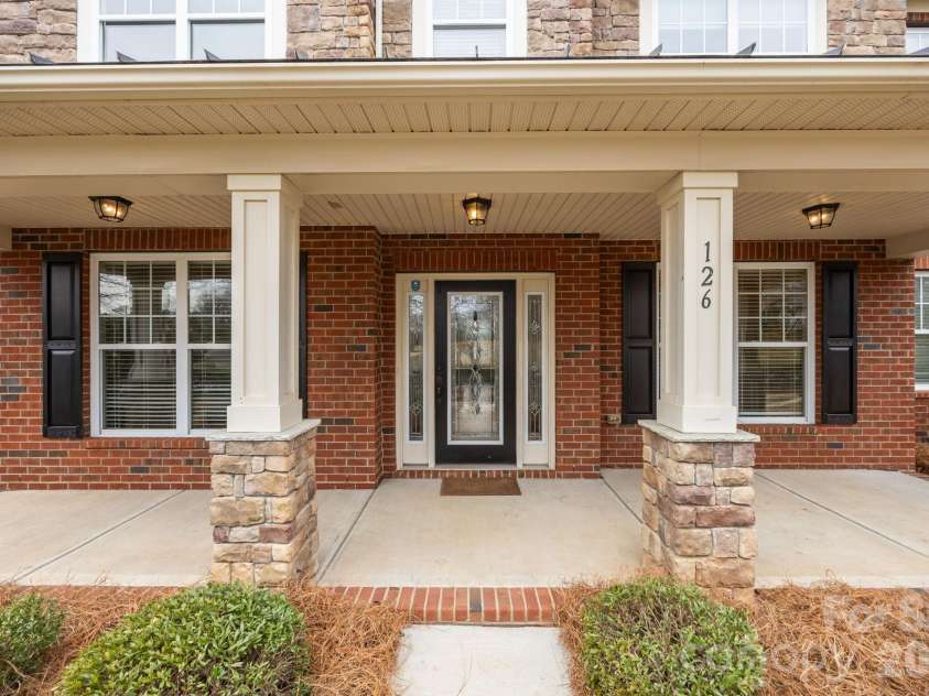 126 Northbridge Drive, Mooresville, NC 28115.  MLS# CAR4346083, YatesRealty ID 17501. 
