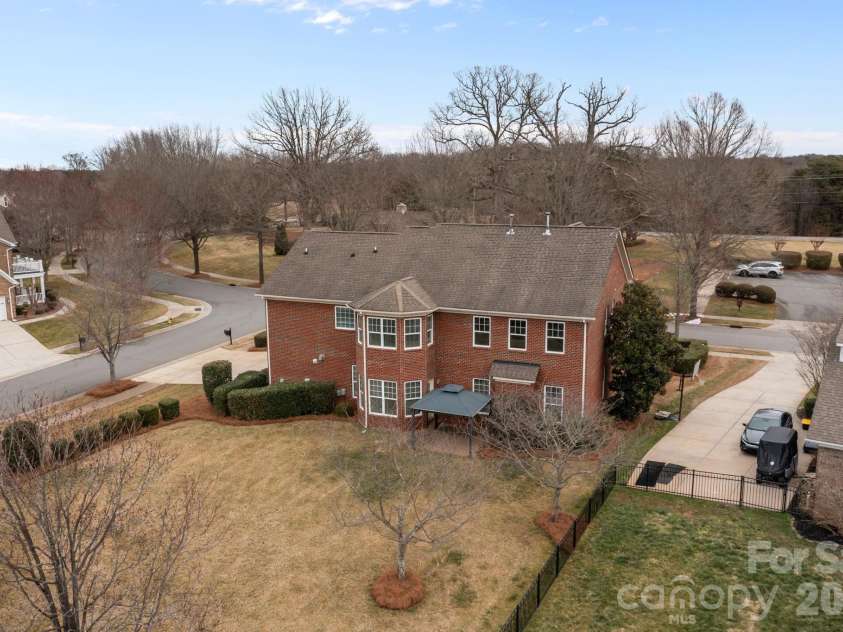 126 Northbridge Drive, Mooresville, NC 28115.  MLS# CAR4346083, YatesRealty ID 17501. 