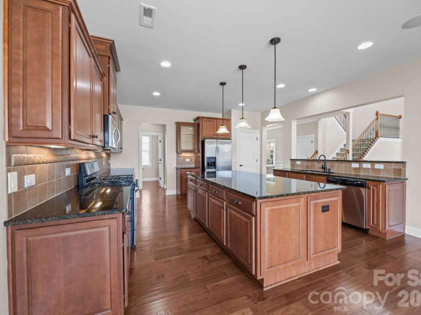 126 Northbridge Drive, Mooresville, NC 28115.  MLS# CAR4346083, YatesRealty ID 17501. 