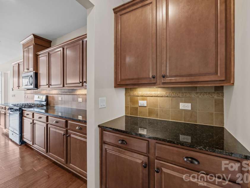 126 Northbridge Drive, Mooresville, NC 28115.  MLS# CAR4346083, YatesRealty ID 17501. 