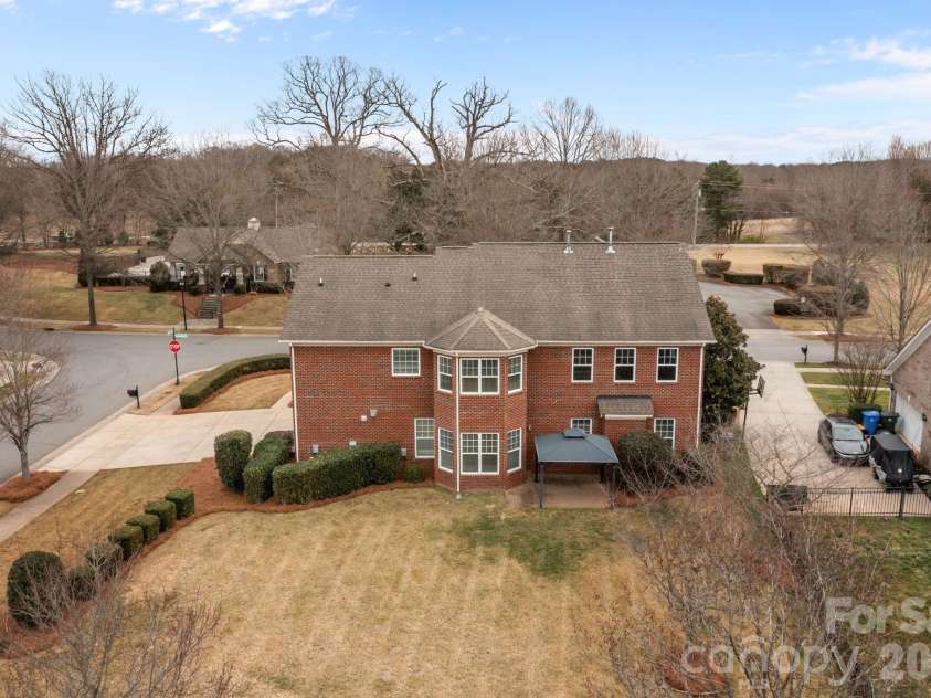 126 Northbridge Drive, Mooresville, NC 28115.  MLS# CAR4346083, YatesRealty ID 17501. 