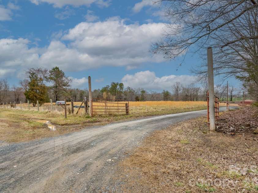 602 Rothrock Road, Rockwell, NC 28138.  MLS# CAR4351322, YatesRealty ID 17502. 
