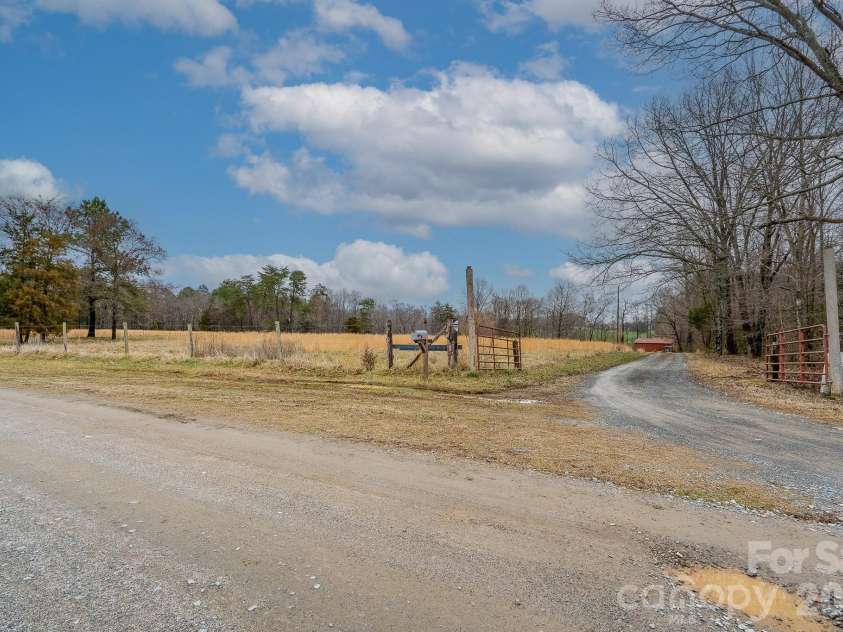 602 Rothrock Road, Rockwell, NC 28138.  MLS# CAR4351322, YatesRealty ID 17502. 