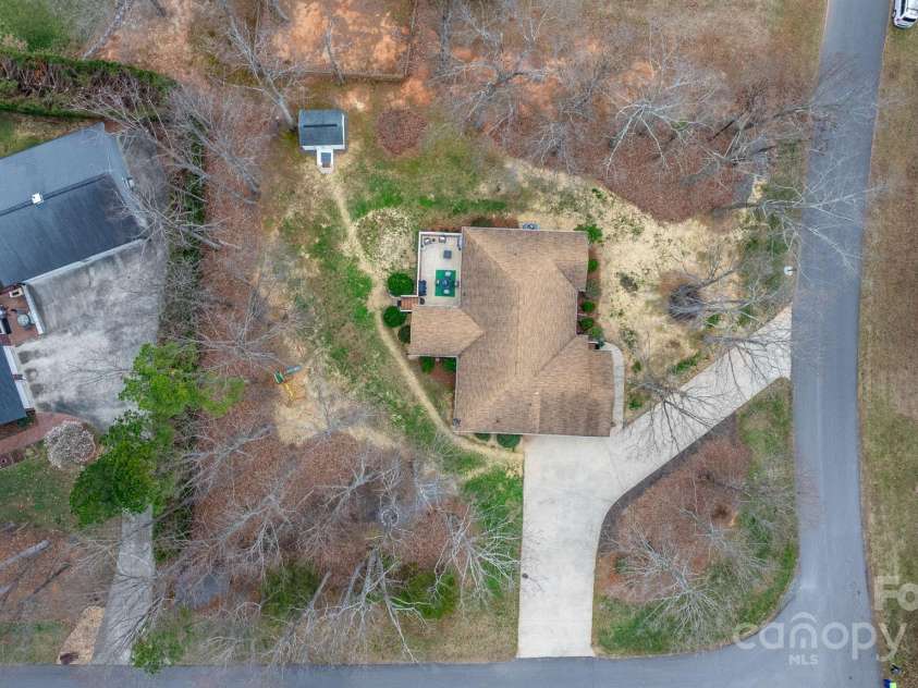 920 Hunting Avenue, Lincolnton, NC 28092.  MLS# CAR4221459, YatesRealty ID 17502. 