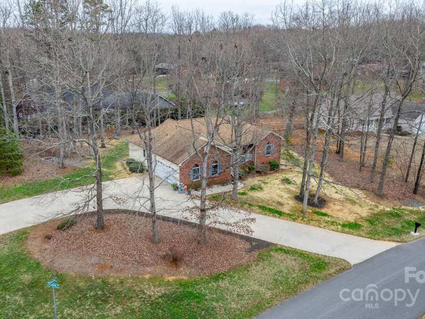 920 Hunting Avenue, Lincolnton, NC 28092.  MLS# CAR4221459, YatesRealty ID 17502. 