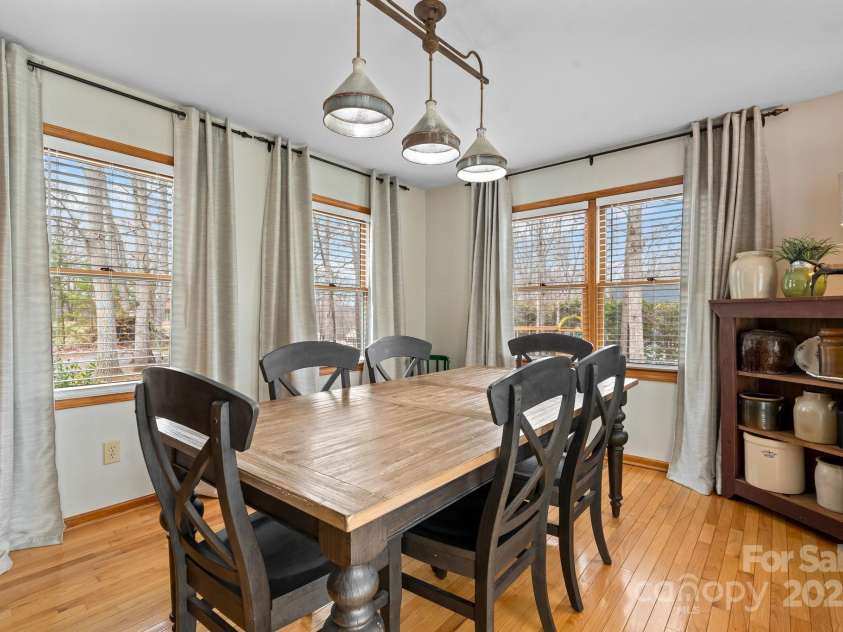 920 Hunting Avenue, Lincolnton, NC 28092.  MLS# CAR4221459, YatesRealty ID 17502. 