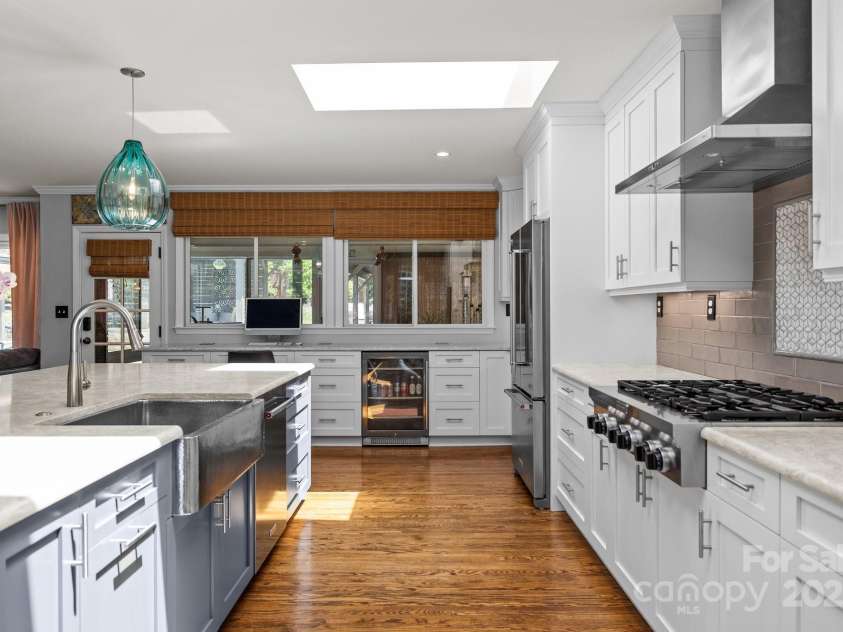 4147 Chelmsford Road, Charlotte, NC 28211.  MLS# CAR4252587, YatesRealty ID 17503. 