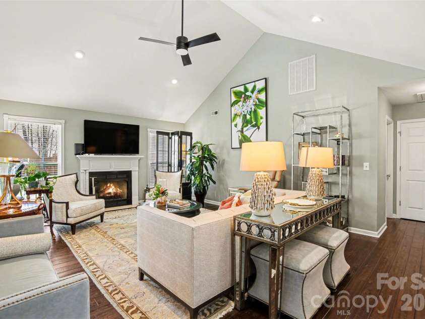 826 Savannah Place Drive, Fort Mill, SC 29715.  MLS# CAR4359674, YatesRealty ID 17503. 