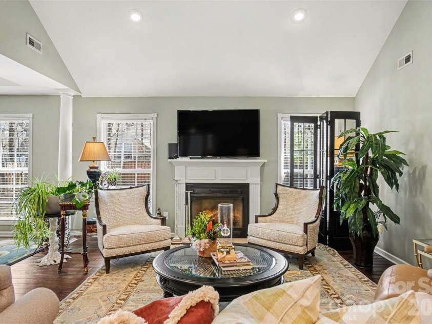 826 Savannah Place Drive, Fort Mill, SC 29715.  MLS# CAR4359674, YatesRealty ID 17503. 