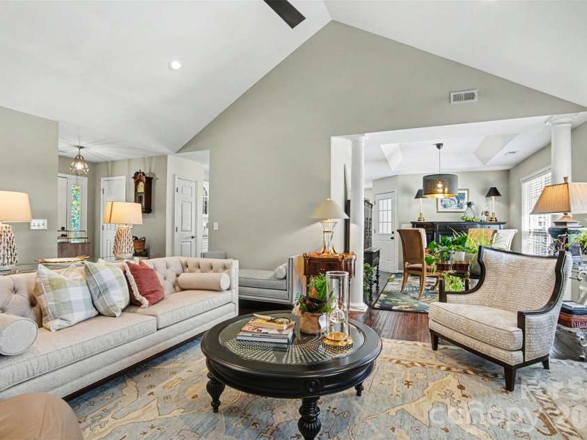 826 Savannah Place Drive, Fort Mill, SC 29715.  MLS# CAR4359674, YatesRealty ID 17503. 