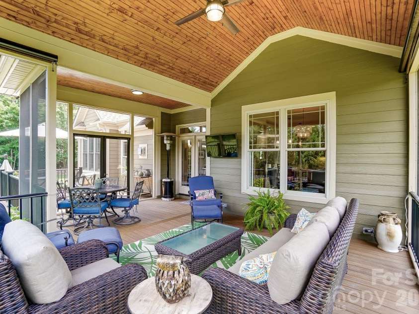 505 Williamsfield Drive, Shelby, NC 28150.  MLS# CAR4351239, YatesRealty ID 17504. Imagine making memories entertaining here...