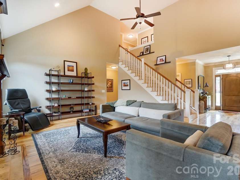 505 Williamsfield Drive, Shelby, NC 28150.  MLS# CAR4351239, YatesRealty ID 17504. The impressive great room is anchored by a soaring vaulted ceiling,... 