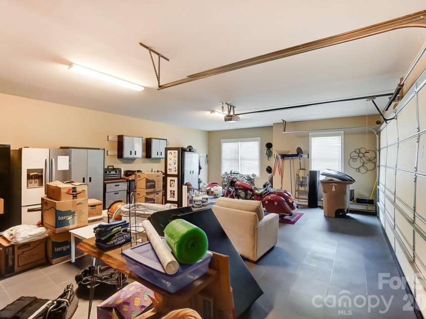 505 Williamsfield Drive, Shelby, NC 28150.  MLS# CAR4351239, YatesRealty ID 17504. The oversized two-car garage features Elfa organizational system + drop zone and custom SwissTrax flooring!