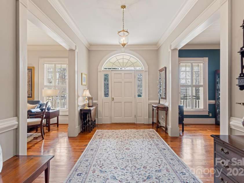 1335 Marion Street, Shelby, NC 28150.  MLS# CAR4220085, YatesRealty ID 17505. Beautiful foyer and 10' ceilings throughout the main floor