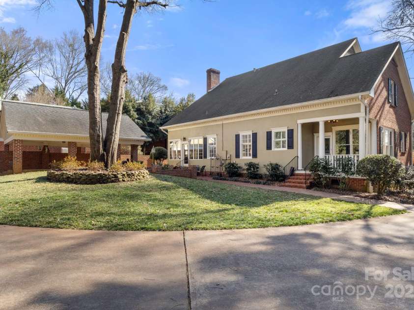 1335 Marion Street, Shelby, NC 28150.  MLS# CAR4220085, YatesRealty ID 17505. Lovely and private back yard