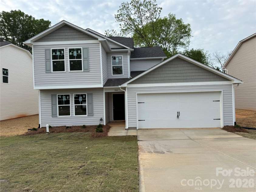 304 Elm Street, Lancaster, SC 29720.  MLS# CAR4353143, YatesRealty ID 17505. 