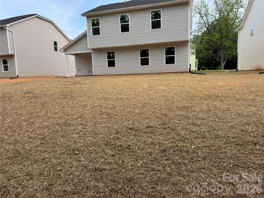 304 Elm Street, Lancaster, SC 29720.  MLS# CAR4353143, YatesRealty ID 17505. 