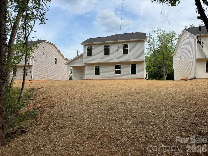304 Elm Street, Lancaster, SC 29720.  MLS# CAR4353143, YatesRealty ID 17505. 