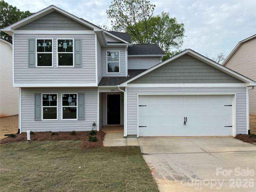 304 Elm Street, Lancaster, SC 29720.  MLS# CAR4353143, YatesRealty ID 17505. 