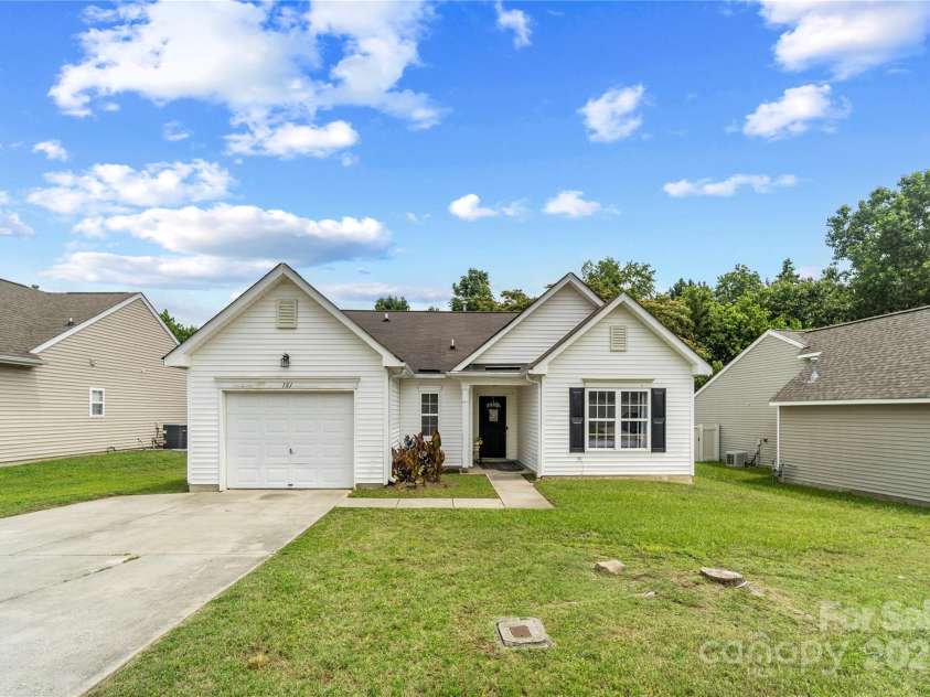 181 Mott Road, Mooresville, NC 28115.  MLS# CAR4254701, YatesRealty ID 17507. 