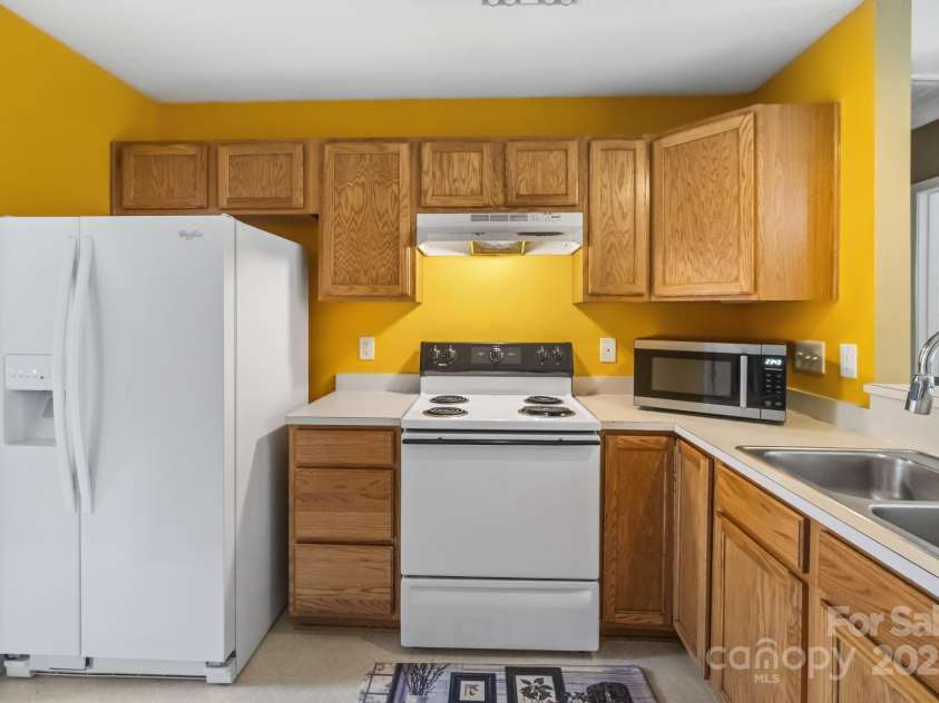 181 Mott Road, Mooresville, NC 28115.  MLS# CAR4254701, YatesRealty ID 17507. 