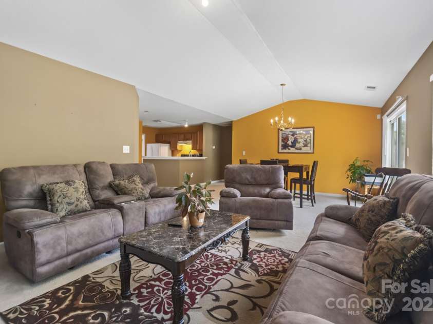 181 Mott Road, Mooresville, NC 28115.  MLS# CAR4254701, YatesRealty ID 17507. 