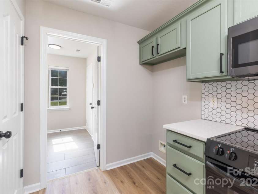 181 Mott Road, Mooresville, NC 28115.  MLS# CAR4310732, YatesRealty ID 17507. 