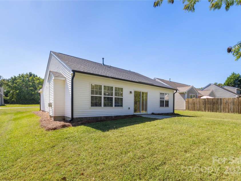 181 Mott Road, Mooresville, NC 28115.  MLS# CAR4310732, YatesRealty ID 17507. 