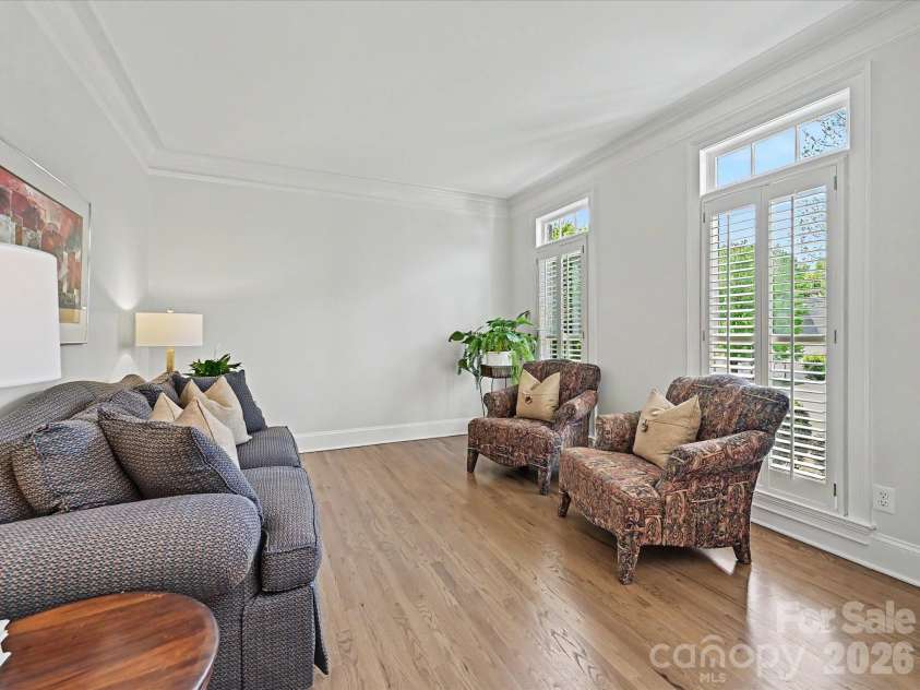 6232 Woodleigh Oaks Drive, Charlotte, NC 28226.  MLS# CAR4372321, YatesRealty ID 17507. 