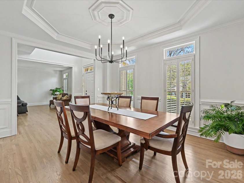 6232 Woodleigh Oaks Drive, Charlotte, NC 28226.  MLS# CAR4372321, YatesRealty ID 17507. 