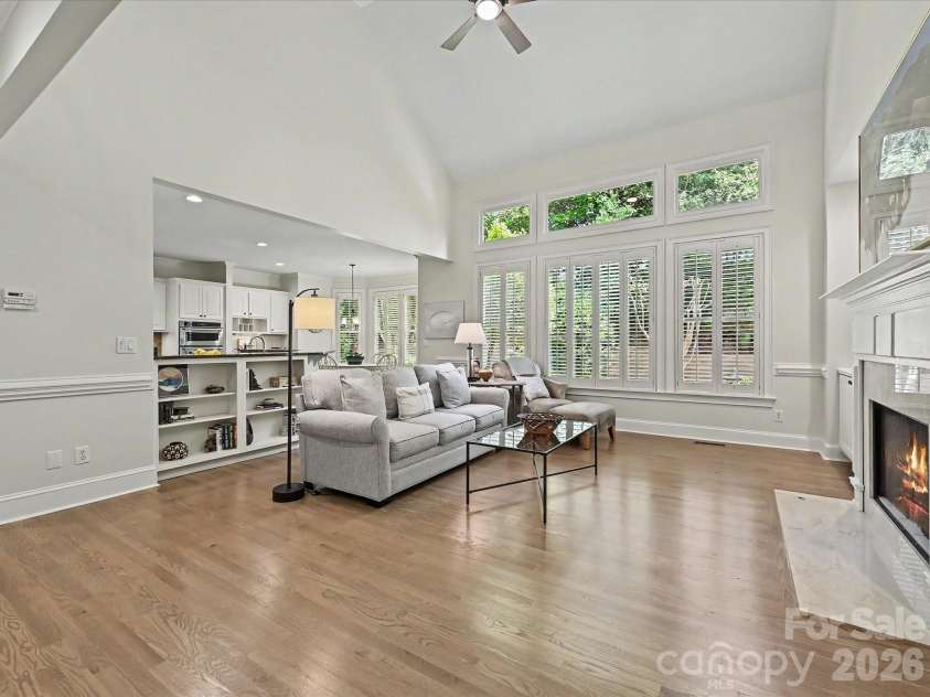 6232 Woodleigh Oaks Drive, Charlotte, NC 28226.  MLS# CAR4372321, YatesRealty ID 17507. 