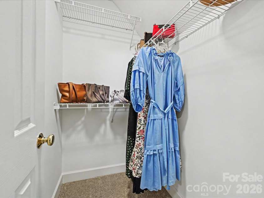 6232 Woodleigh Oaks Drive, Charlotte, NC 28226.  MLS# CAR4372321, YatesRealty ID 17507. 