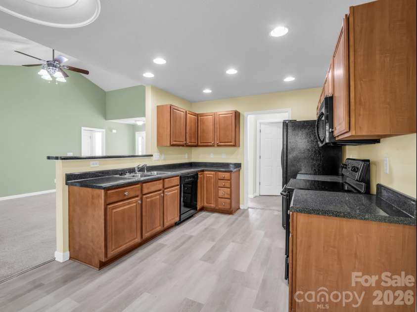 38 Black River Road, Fletcher, NC 28732.  MLS# CAR4372996, YatesRealty ID 17508. 