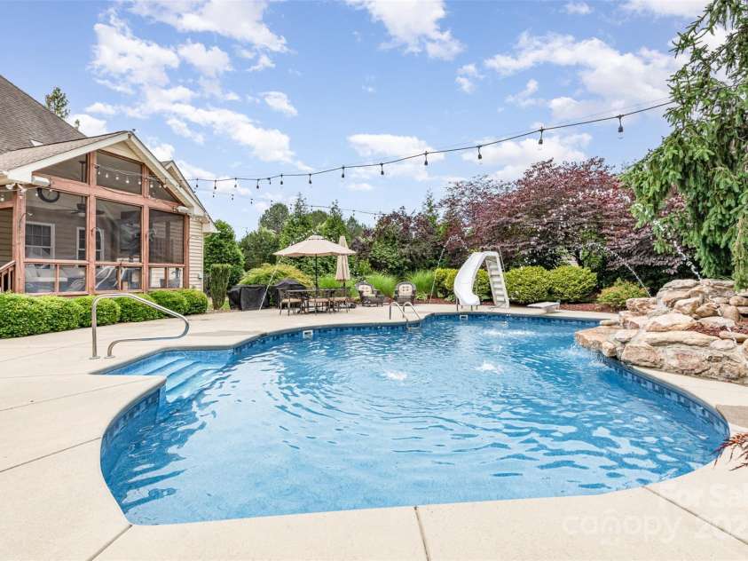 6057 Erie View Court, Denver, NC 28037.  MLS# CAR4263193, YatesRealty ID 17508. 