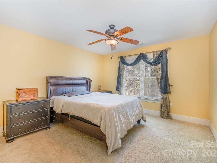 6057 Erie View Court, Denver, NC 28037.  MLS# CAR4263193, YatesRealty ID 17508. 