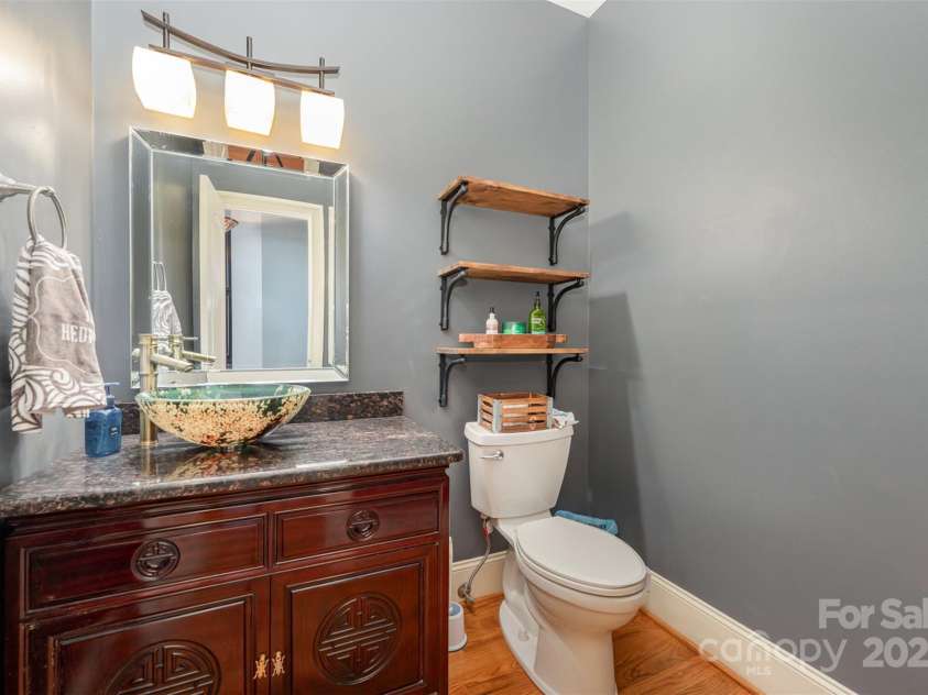 6057 Erie View Court, Denver, NC 28037.  MLS# CAR4263193, YatesRealty ID 17508. Half Bath near Keeping Room