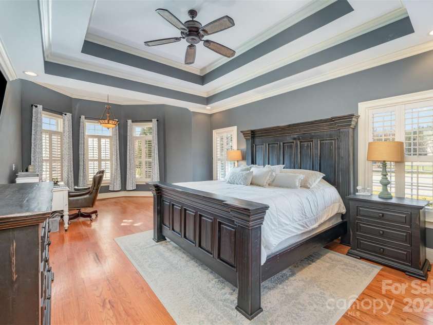 6057 Erie View Court, Denver, NC 28037.  MLS# CAR4263193, YatesRealty ID 17508. Main Level Primary Bedroom