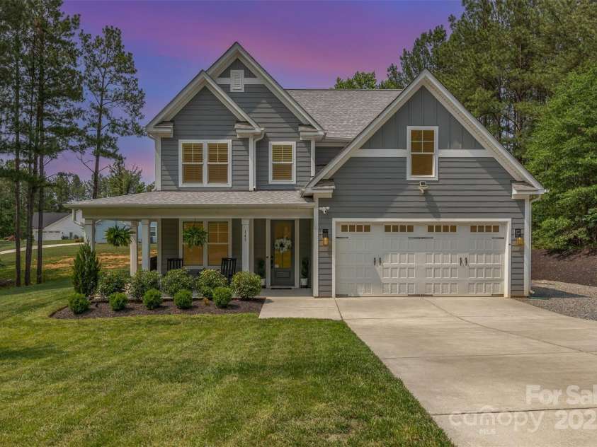 148 Powder Spring Drive, Statesville, NC 28677.  MLS# CAR4266831, YatesRealty ID 17509. 