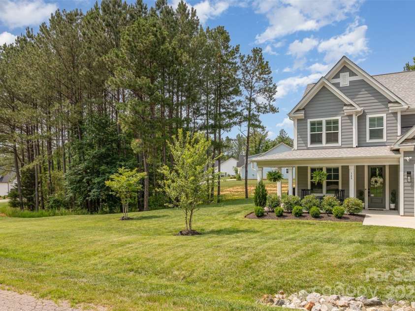 148 Powder Spring Drive, Statesville, NC 28677.  MLS# CAR4266831, YatesRealty ID 17509. 