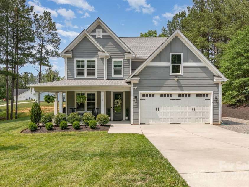 148 Powder Spring Drive, Statesville, NC 28677.  MLS# CAR4266831, YatesRealty ID 17509. 