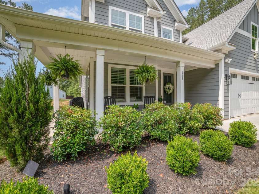 148 Powder Spring Drive, Statesville, NC 28677.  MLS# CAR4266831, YatesRealty ID 17509. 