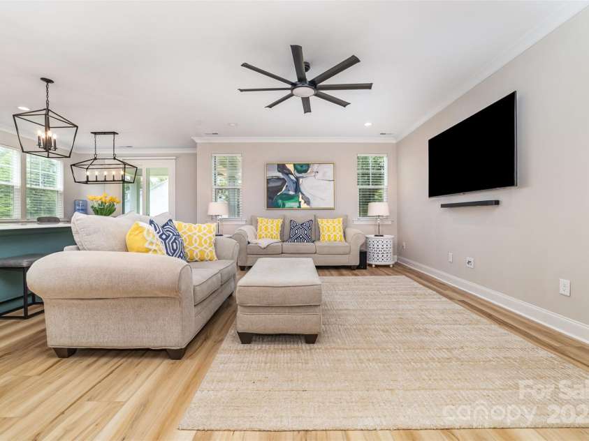 148 Powder Spring Drive, Statesville, NC 28677.  MLS# CAR4266831, YatesRealty ID 17509. 