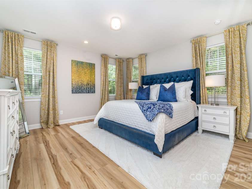 148 Powder Spring Drive, Statesville, NC 28677.  MLS# CAR4266831, YatesRealty ID 17509. 