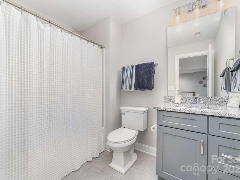 148 Powder Spring Drive, Statesville, NC 28677.  MLS# CAR4266831, YatesRealty ID 17509. 